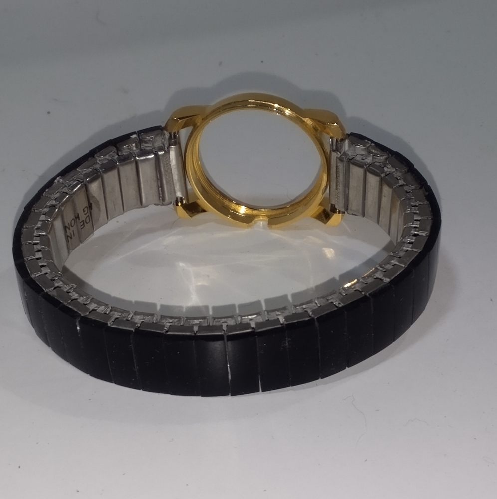 Cheval 3set interchangeable shell watch - Picture 9 of 11